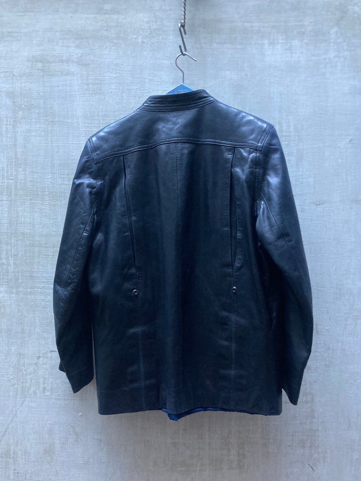 Veste cuir Anne Marie Beretta pour Mc Douglas