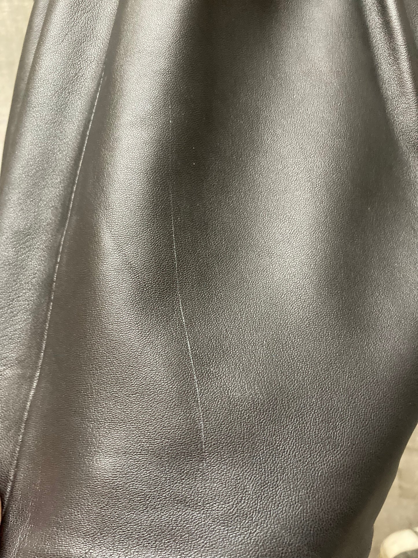 Robe en cuir bicolore - deadstock 1980