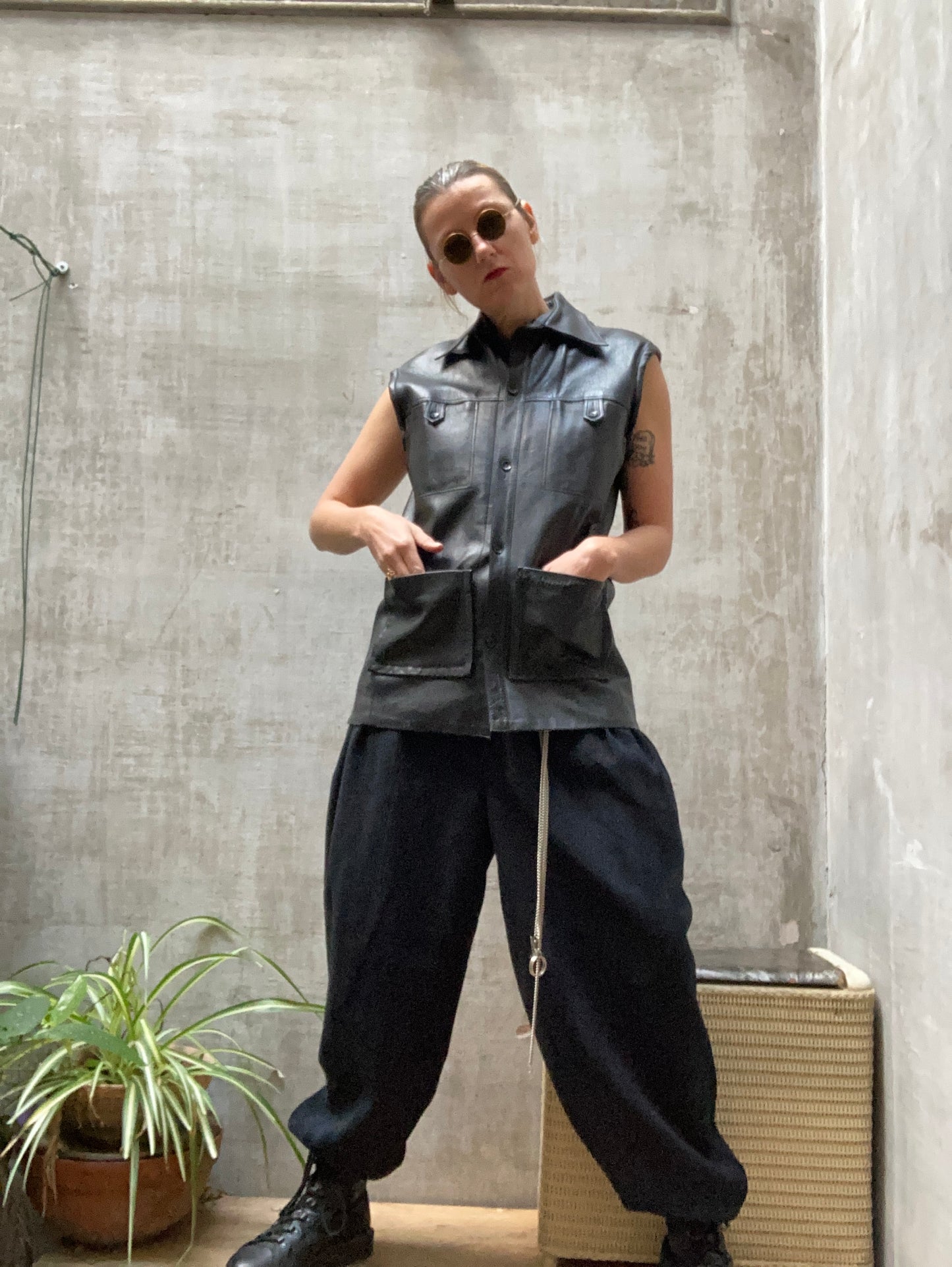 Gilet cuir sans manches 1970