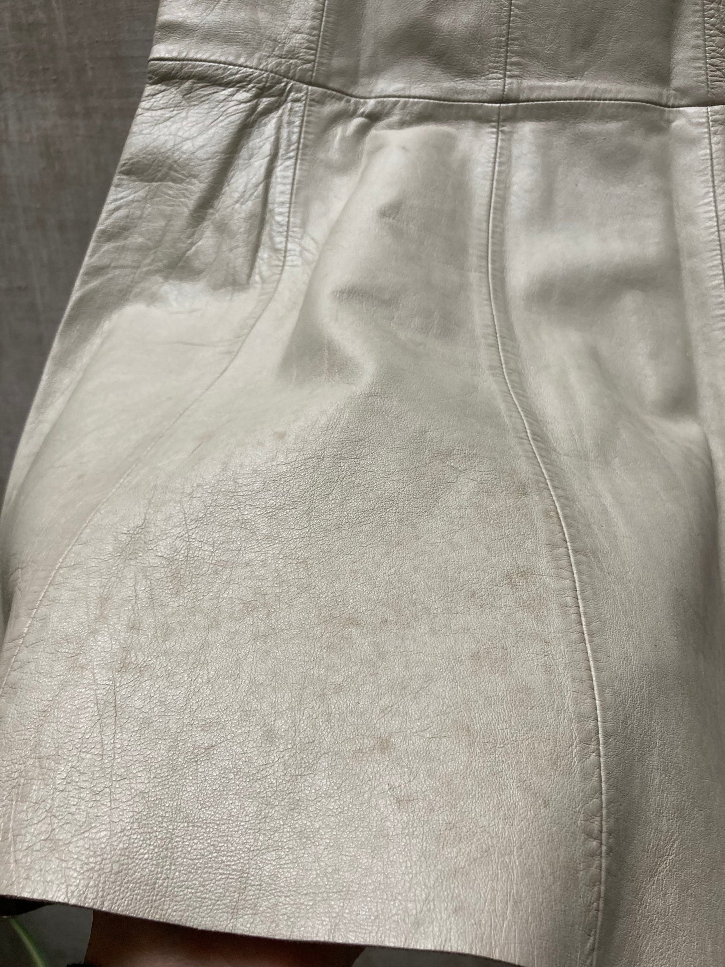 Robe en cuir 1960