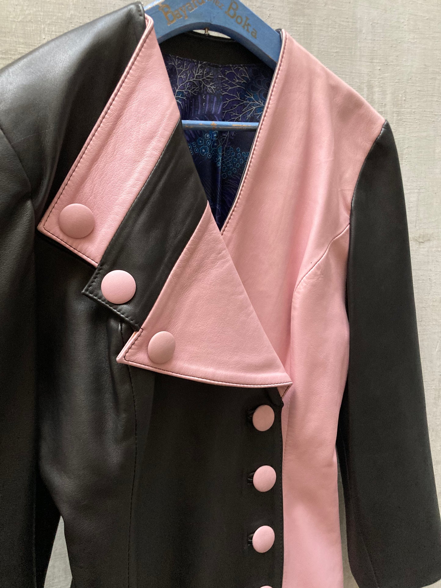 Robe en cuir bicolore - deadstock 1980