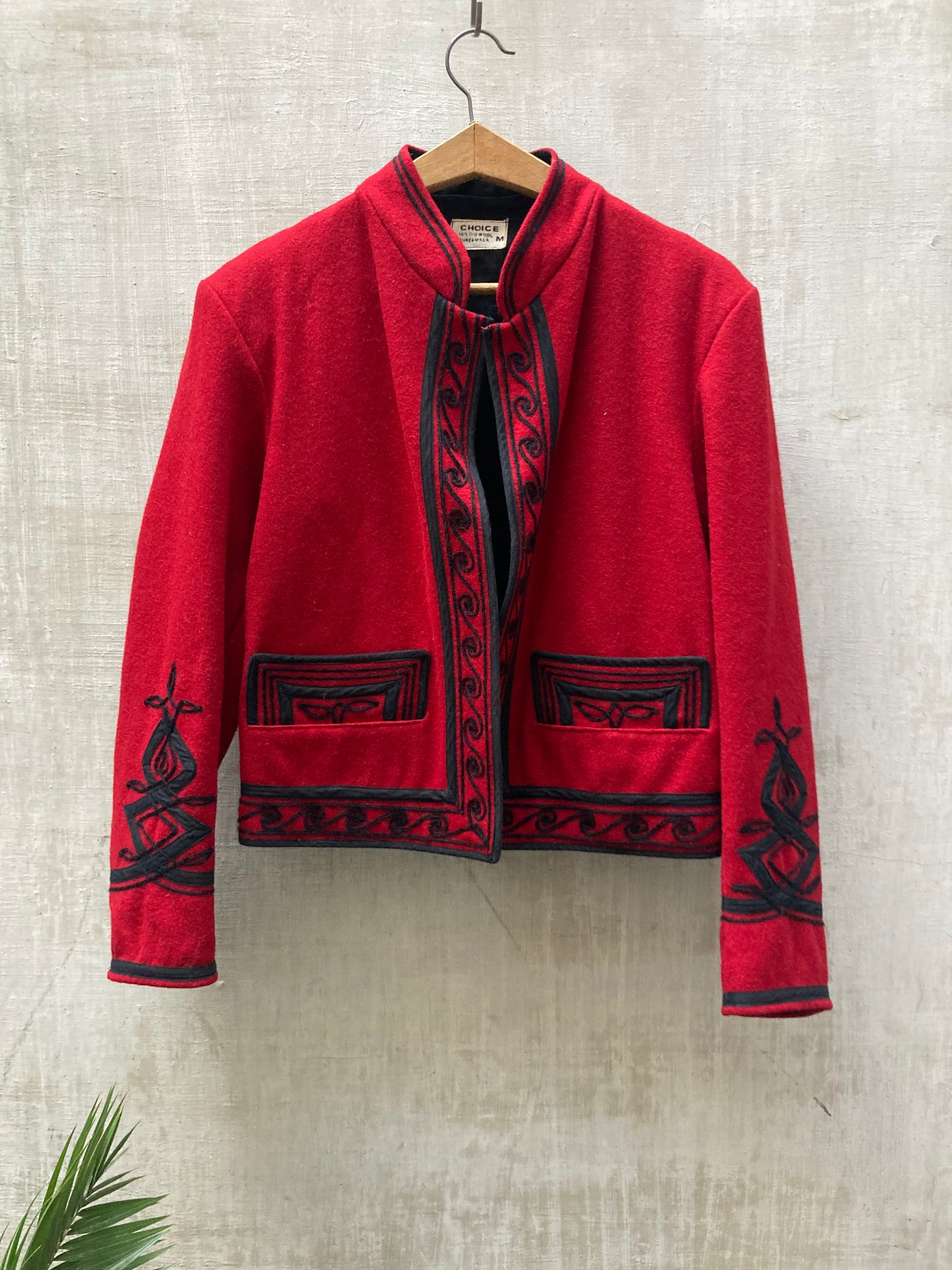 Veste en laine brodée Guatemala
