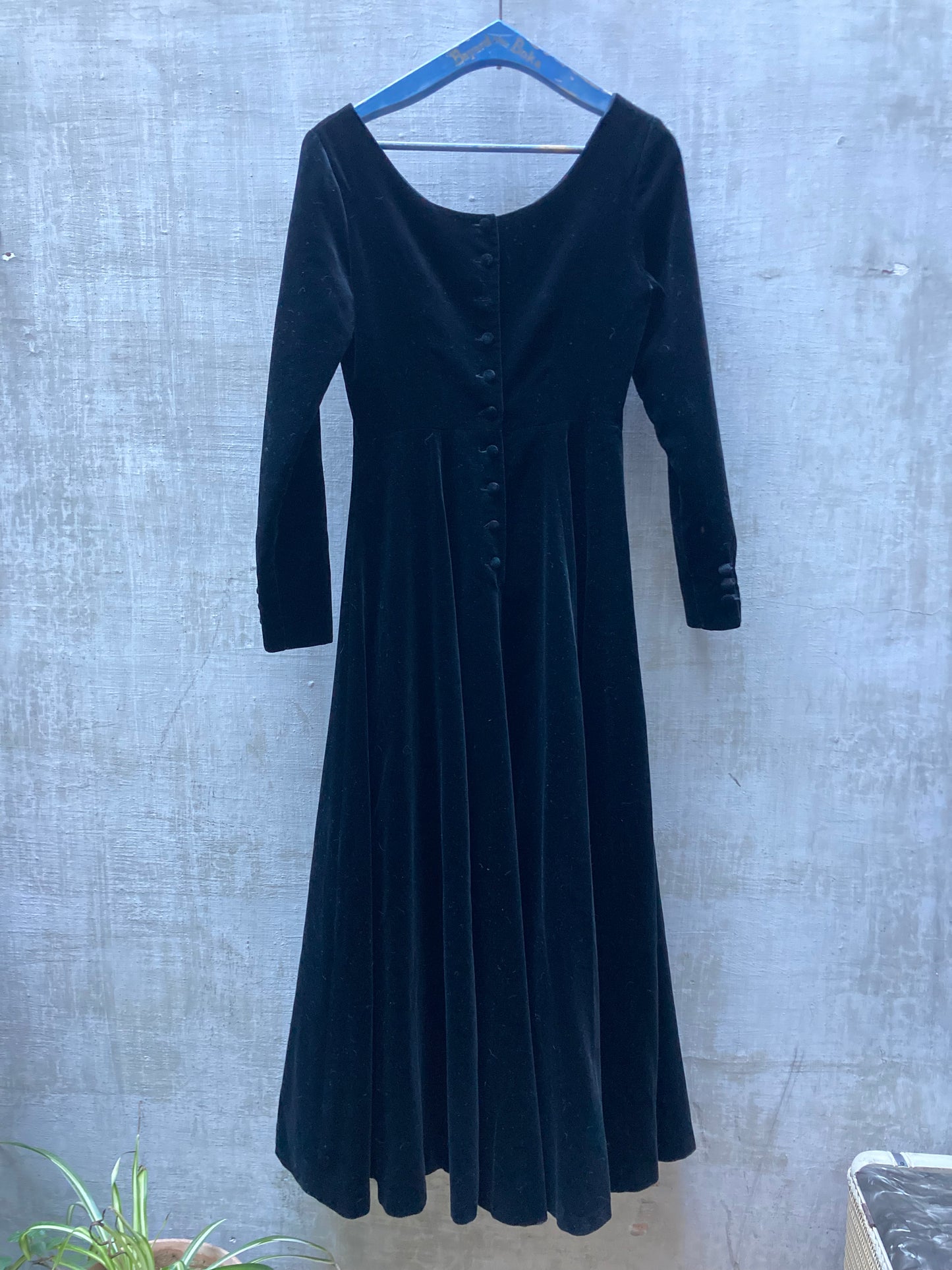 Robe velour noir - Laura Ashley - 1980